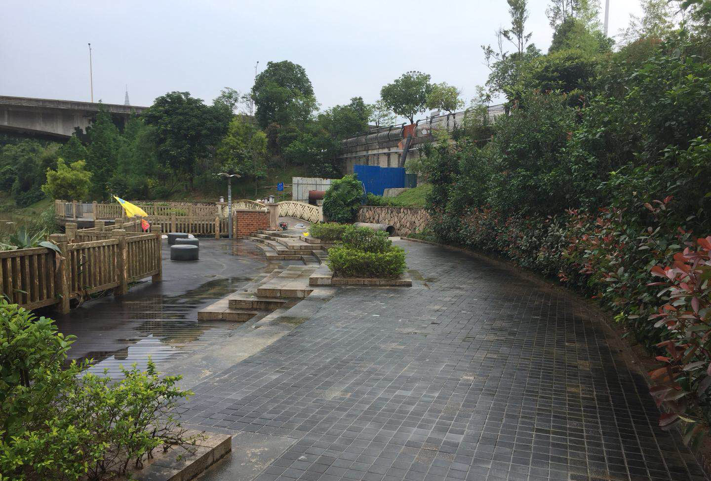 抢险工作圆满结束1.jpg 抢险工作圆满结束1.jpg